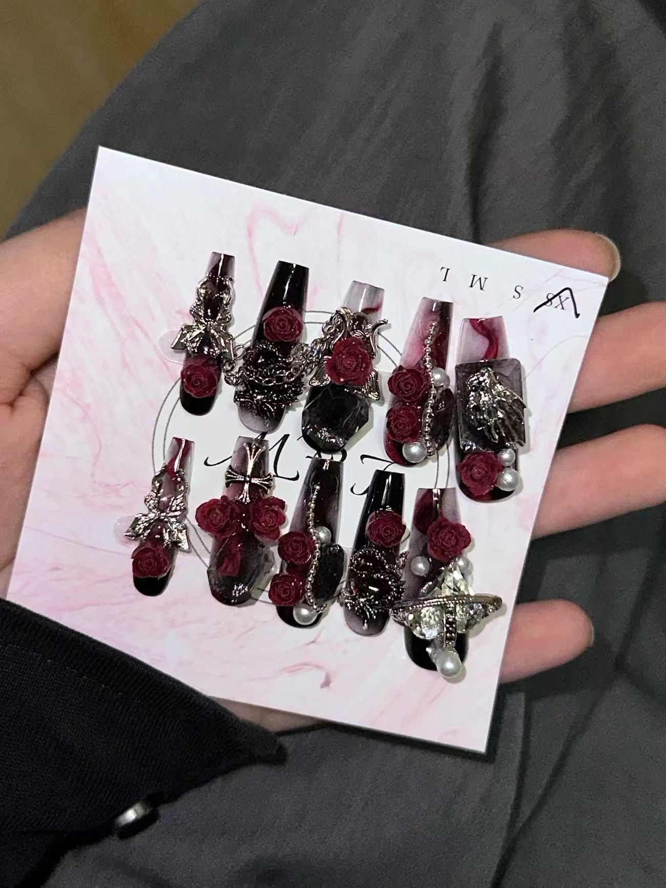 Original heavy-duty gothic handmade hottie Ankora red metal wear European and American nail art rose dark new year